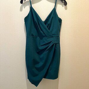 Blue Blush Cross Over Emerald Green Mini W/Asymmetric Hem Size S